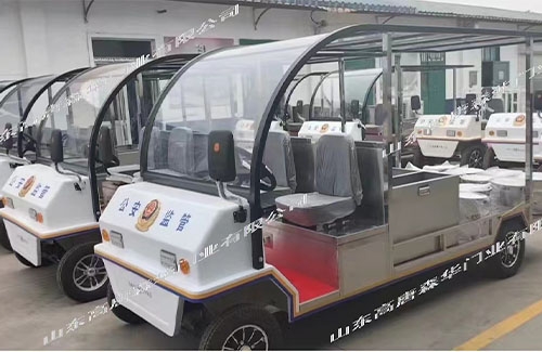 监区送餐车